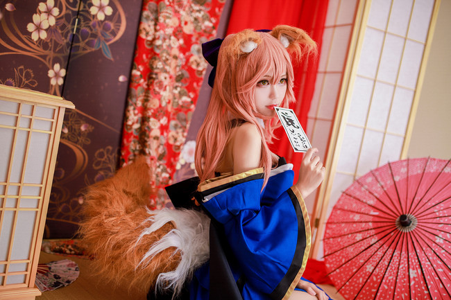 现实版巨型高达机甲登场！重达7吨耗时六年打造【完美世界竞技平台下载】